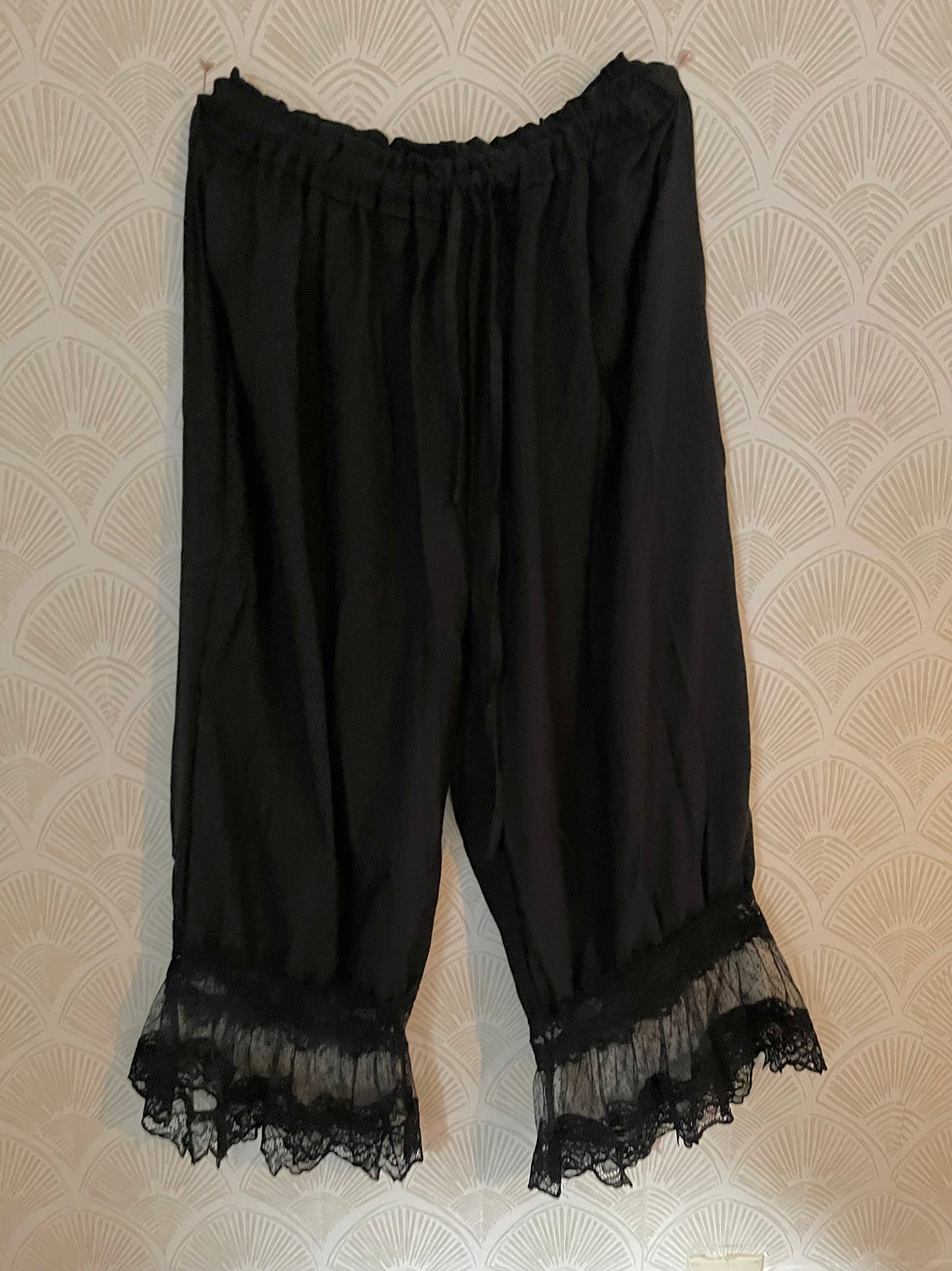 Bloomers in Black