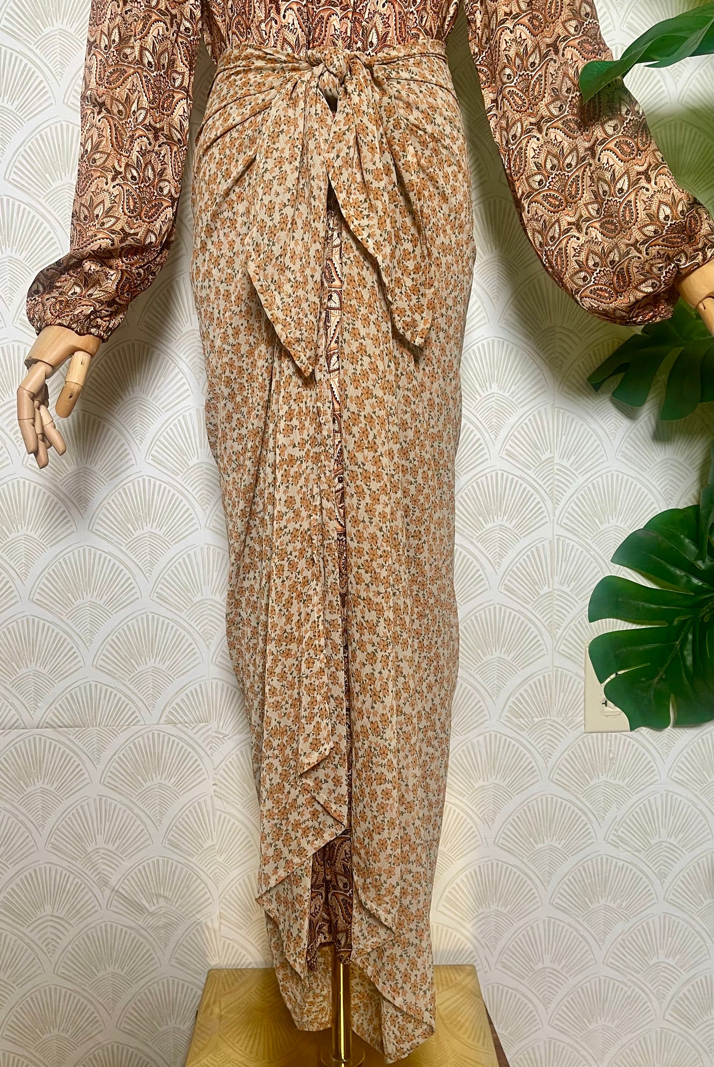 Retro Bloom Sarong Scarf