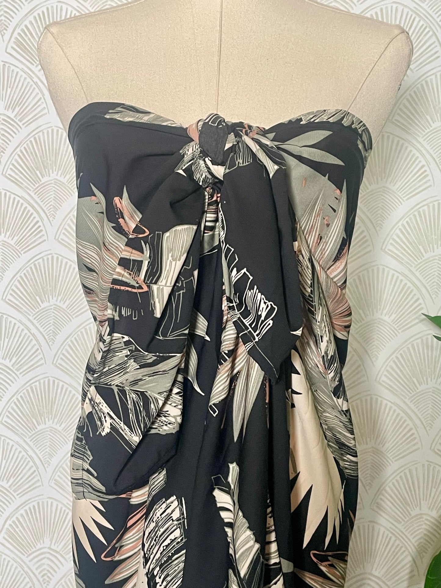 Tropic After Dark Sarong