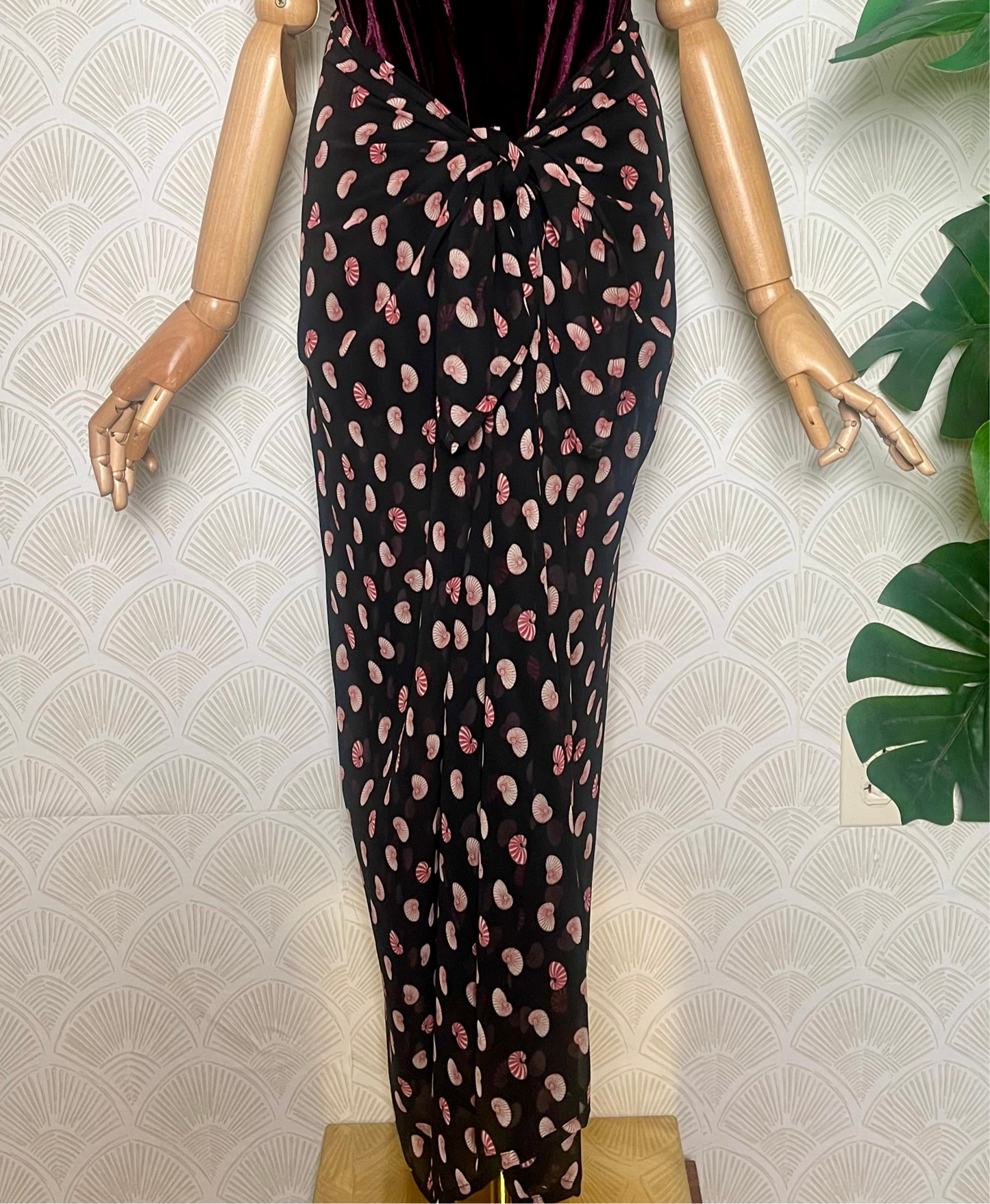 Seashells by the Seashore Sarong Scarf