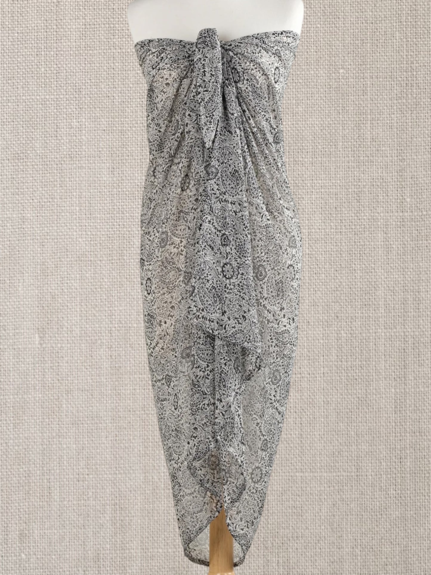 Paisley White and Black Sarong Scarf