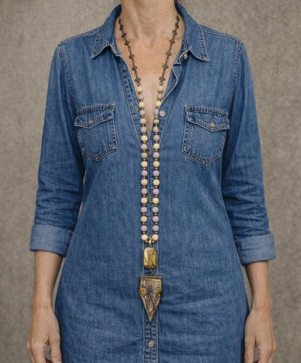 Brown Arrow Horn Necklace