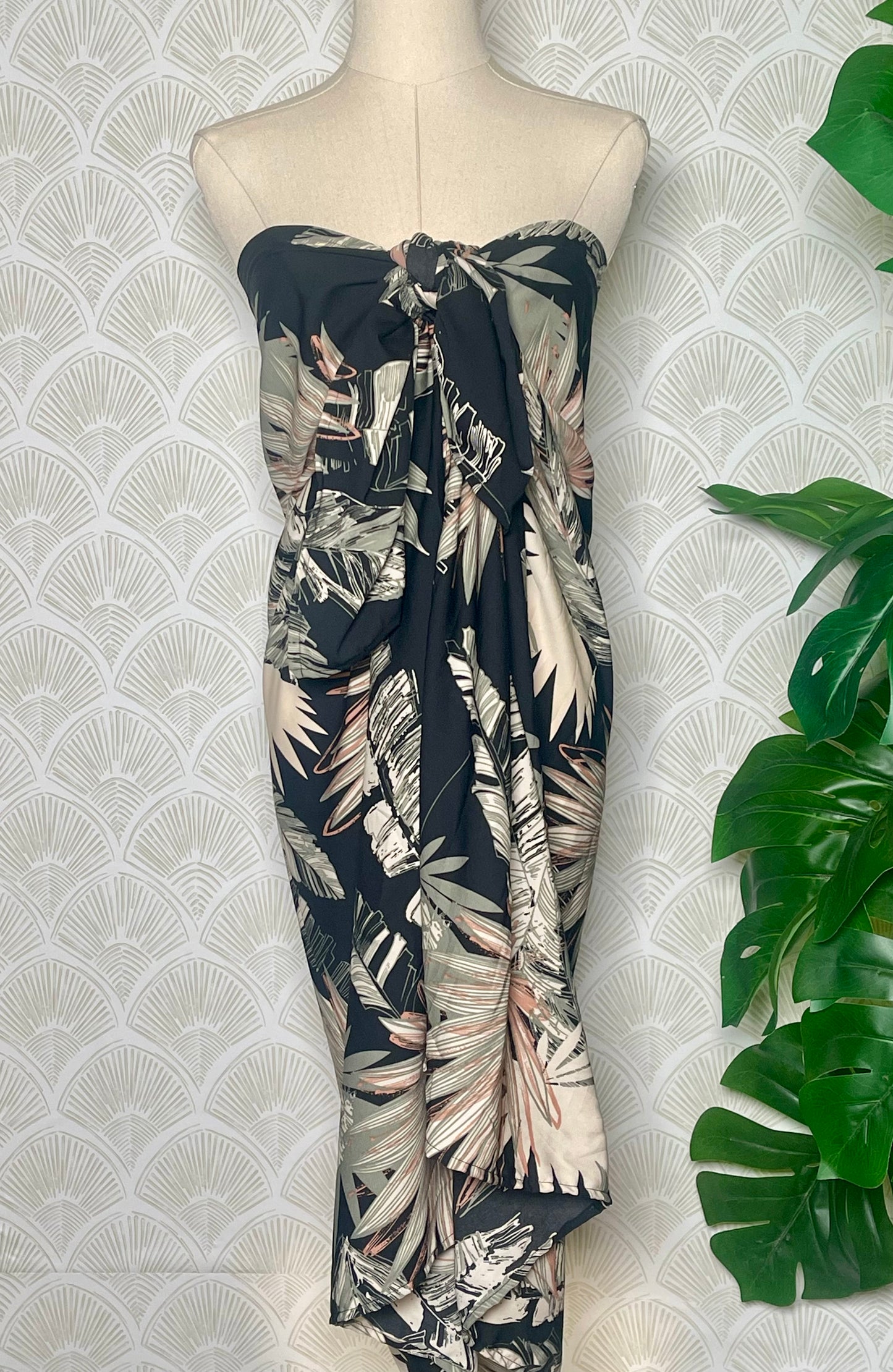 Tropic After Dark Sarong