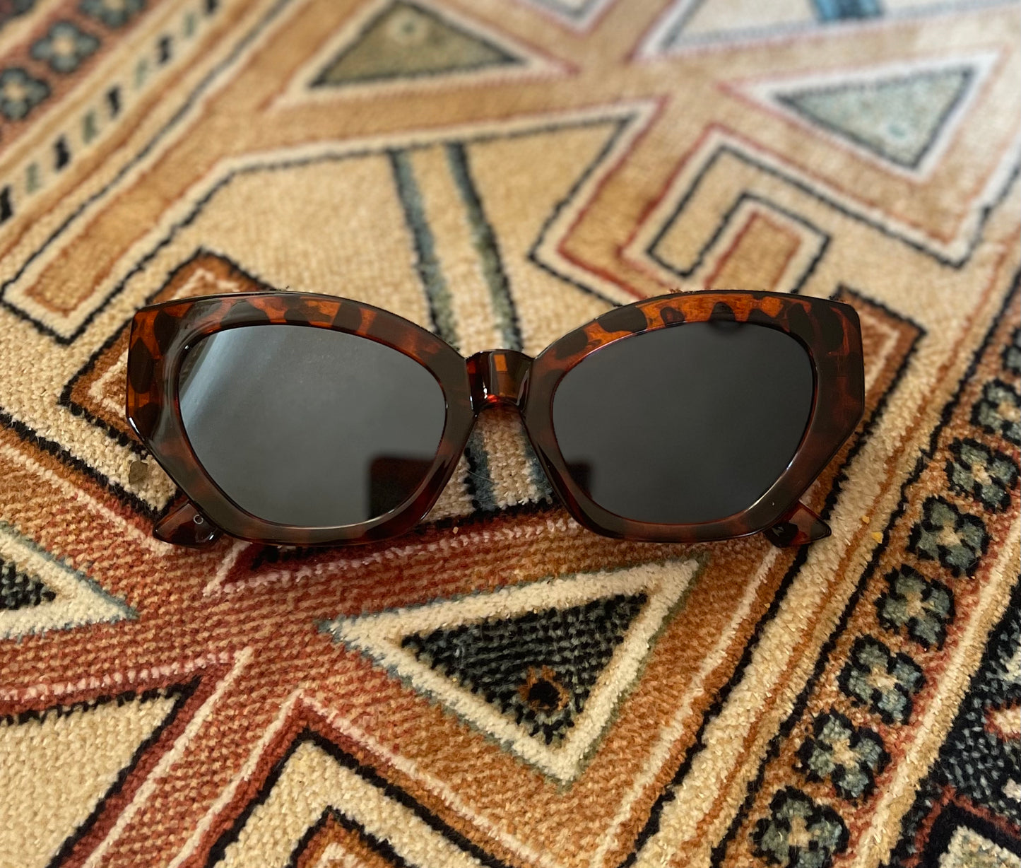 Tortoise Sunnies